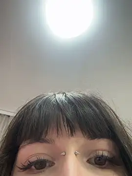 virusDoll webcam