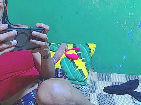 ToiletPlayBarbieDoll webcam