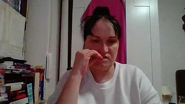 Watch _squirty_cum_lady_ live on EroticFlix - High definition streams