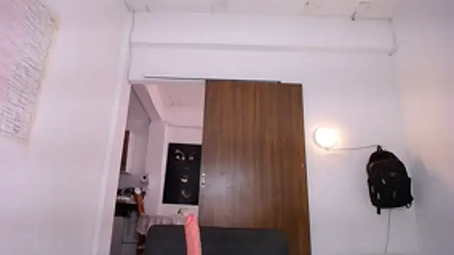 yselahot webcam