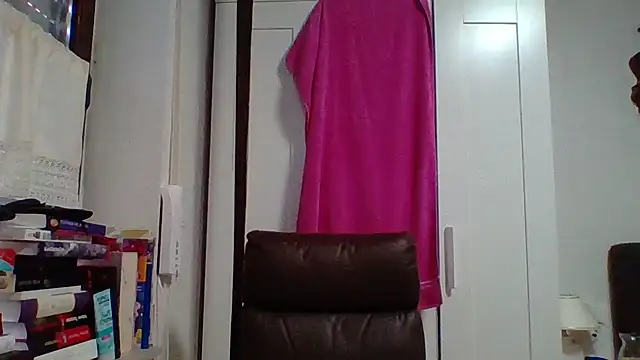 _squirty_cum_lady_ live cam on StripChat