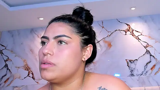 kiana_cream webcam