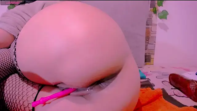CrazyRousex webcam