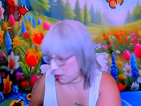 indianroxy webcam