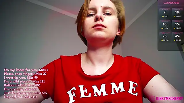 KinkyMissCherry webcam