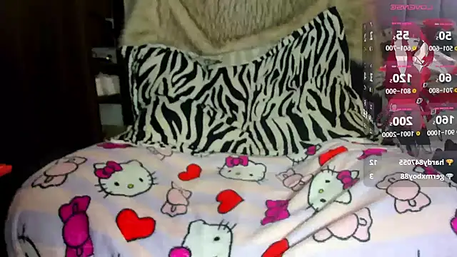 girl_tatto13 webcam