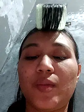 Rayya_4yy webcam