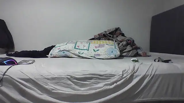 HotwifeAvcisiOlgunAdam