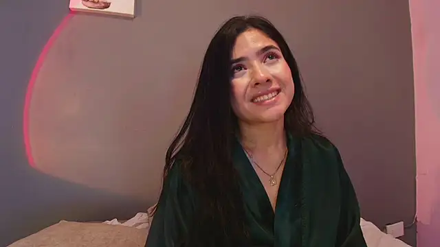 adara_johnson__ webcam