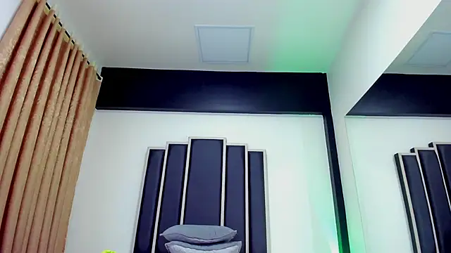 Aura-bakerr webcam