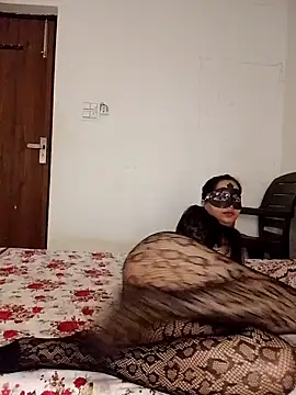 Watch cute_girl_29 live on EroticFlix - High definition streams
