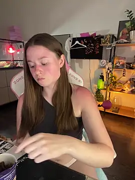 Watch sweetest_pie live on EroticFlix - High definition streams