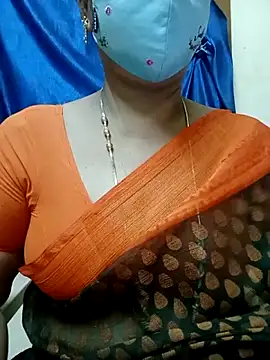 sushma26 Live Webcam on Stripchat