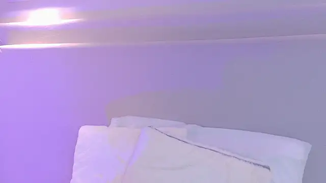 naomiklarc (F teen) - Good Morning Naomi 🌹