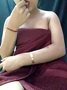 Roshni_98 webcam