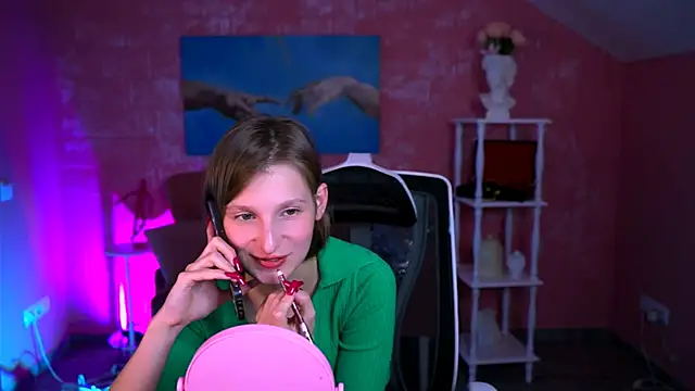 EllaHorton webcam