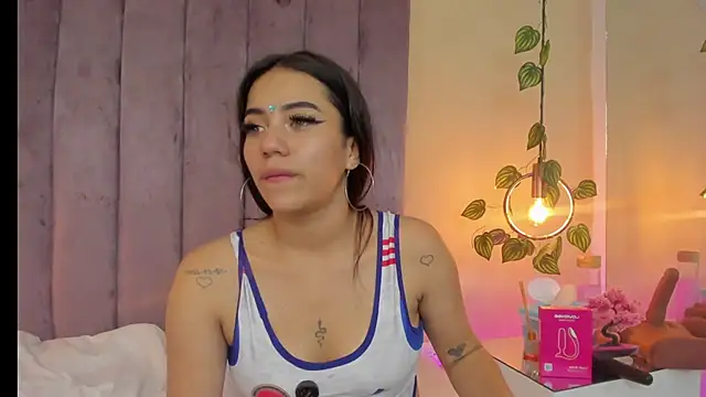 Megan_Thompsonn webcam