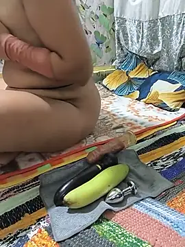 Hotty-Rani-Bhabi webcam