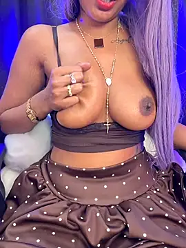 lilliiilliiillil webcam