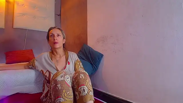 laurasofia45 webcam