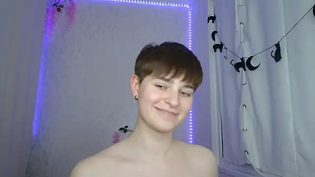 EmyHills webcam