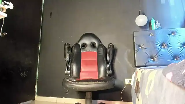 FuckHardlove webcam