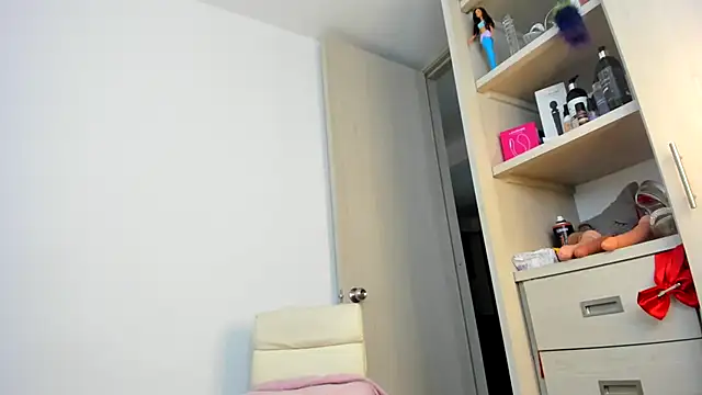 shantallhotxx webcam