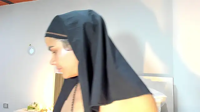 ClaraMariaMon webcam