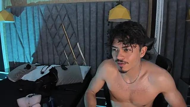 NicolaiKarav webcam