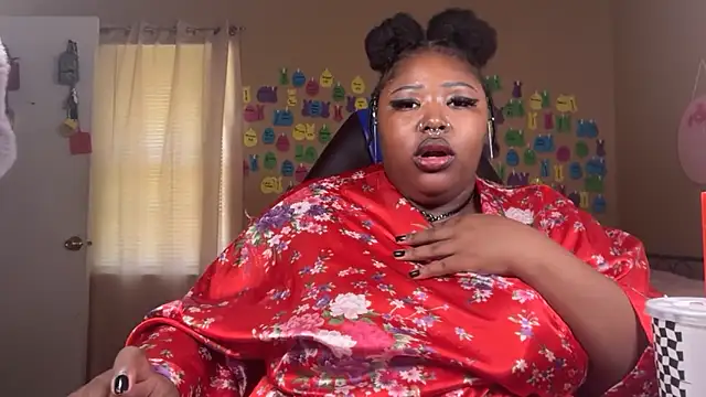 Watch Chocolatebunnyxx96 live on EroticFlix - High definition streams