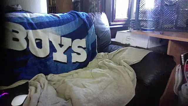 KinkyTOMan webcam
