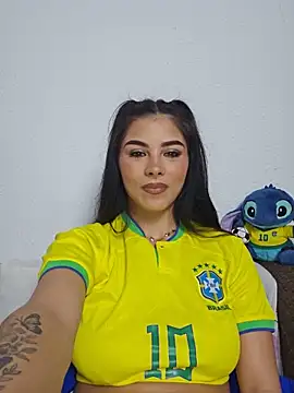 crissdesire - Crissdesire's free webcam - UK Sex Cams