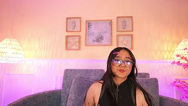 VioletJoness_ webcam