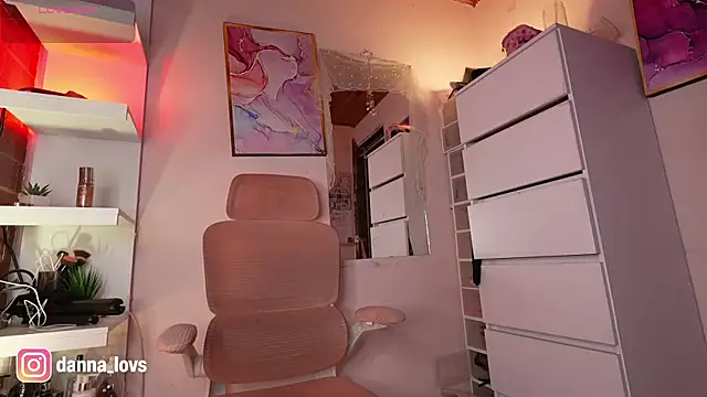 DannaaLovs webcam