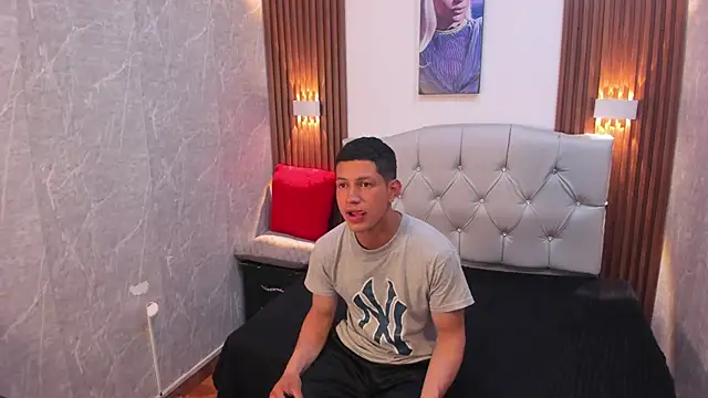 Tony_Zackk webcam