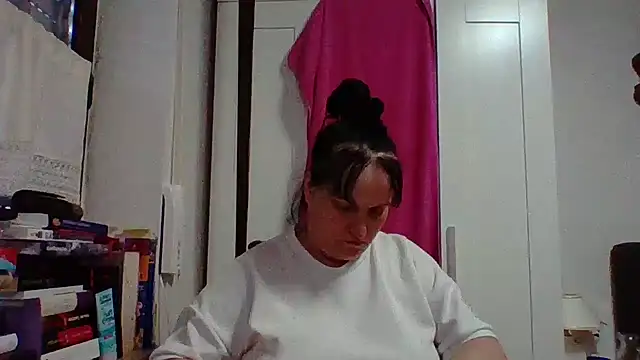 Watch _squirty_cum_lady_ live on EroticFlix - High definition streams