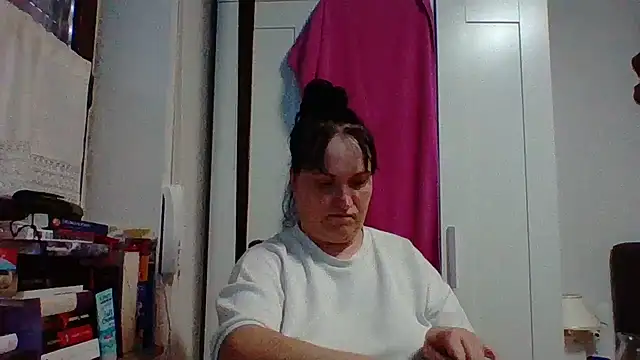 Watch _squirty_cum_lady_ live on EroticFlix - High definition streams