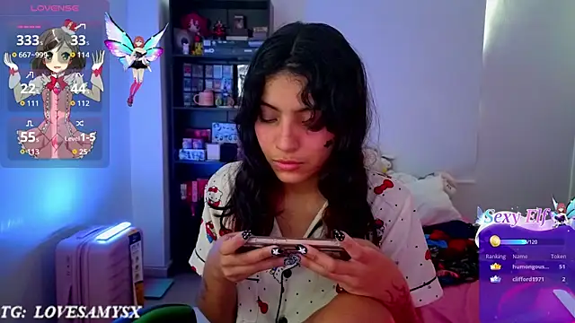 Lovelyamyy webcam