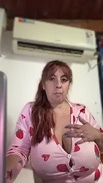 Sofyalone_ webcam