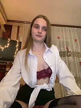 Watch LunaVey live on EroticFlix - High definition streams