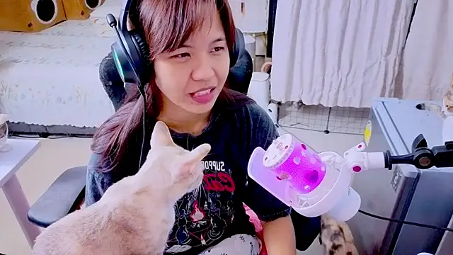 Kana_G webcam