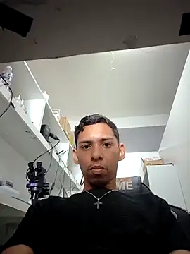 Blackcock2002 live cam on StripChat