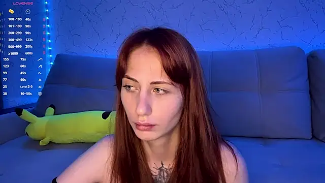 BlondeBun webcam