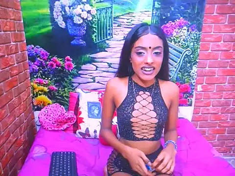 IndianPretty14u2Luv webcam