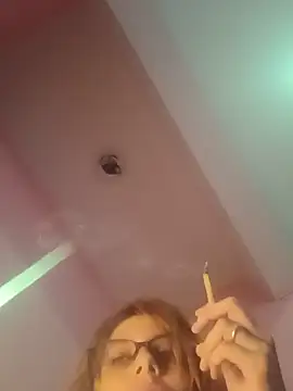 garota_atrevida (F young) - siririca com dildo de 22 cm realistico