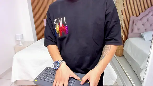 DylanRoyce_ webcam