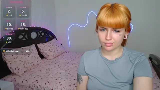 VelvetEmber webcam