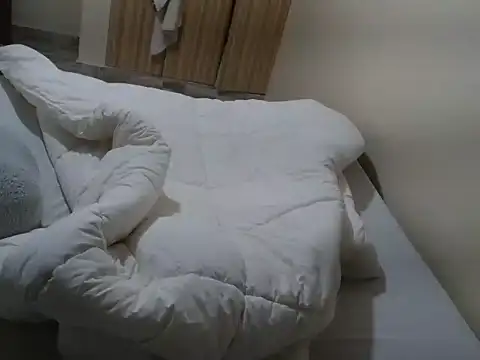 horny_noir webcam
