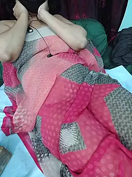 sexy_jarah (F milf) - Full Nude Dance