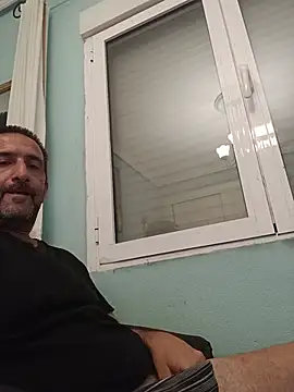 dantrov79 (Ask my age) - Play with FLASH Menu.. Cum at Goal 💦 💦